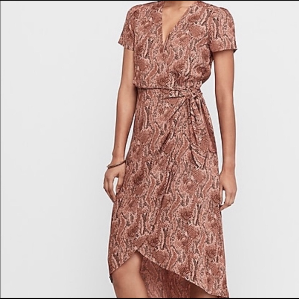 NWOT Women’s Express Snakeskin Print Wrap Dress, XS